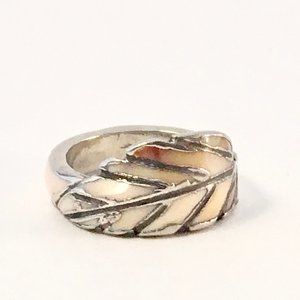 Vintage Silver Feather Ring
